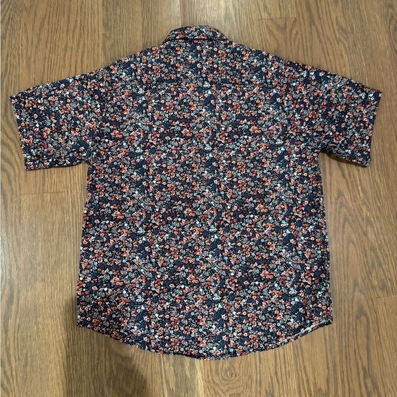 Distortion 100% Cotton button-down shirt Size Medium 10-12 Boy's G - Picture 7 of 9